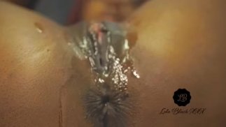 LOLA BLACK XXX PLAYING WITH HER FAVORITE SEX TOY