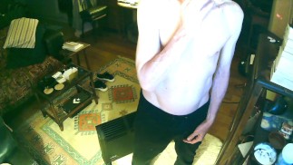 Пришлось увеличить размер и закончить сидя на нем, чтобы достичь двойного оргазма