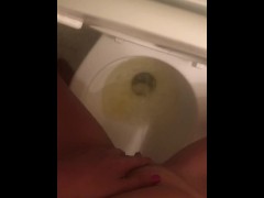 Squirting her pee into the potty 💦🚽