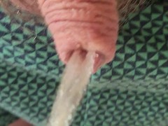 Close up pee - Screenshot 4 of 16 - Urinate