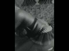 BedRomance - Screenshot 2 of 16 - Ebony