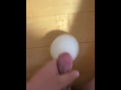 過去動画② コンドームパンパンに大量射精