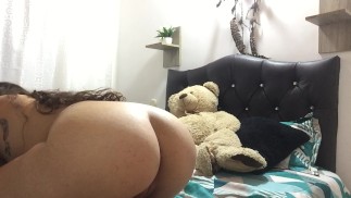 J'ENREGISTRE MA PETITE AMIE EN RAPPORT AVEC MOI, ELLE SUCE MA CHATTE