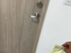 I pay my order with hard sex - Screenshot 1 of 16 - Sexy Latina
