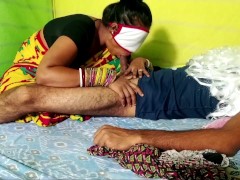 শ্বশুর তার বাঁড়া দেখাতে গিয়ে মালিশ করতে করতে গরম পুত্রবধূকে চুদেছে - Screenshot 5 of 16 - Nepali Sex