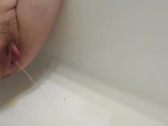 Long Bathtub Piss - Fan Request Granted💕