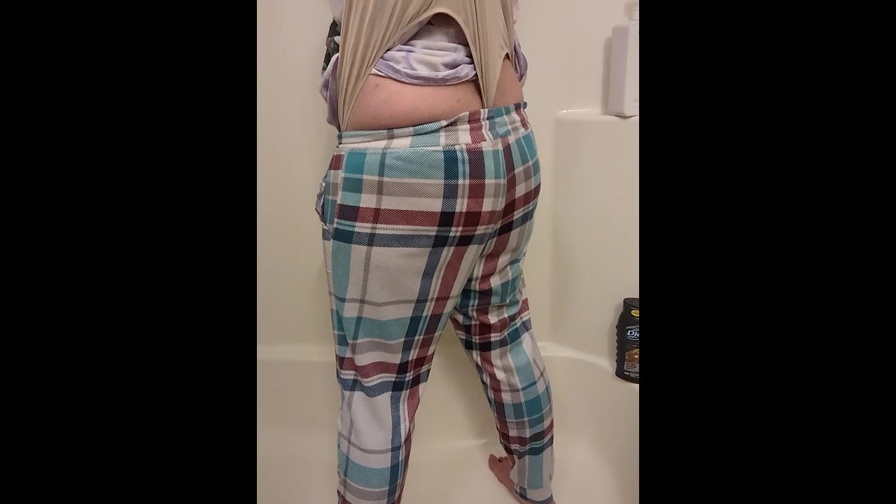 Pathetic Trans Girl Pees Pants before Atomic Wedgie - Pornhub.com