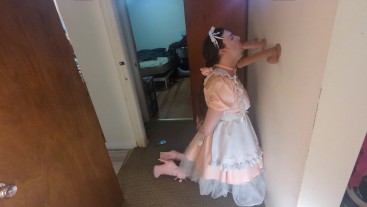 Sissy Katya's throat training