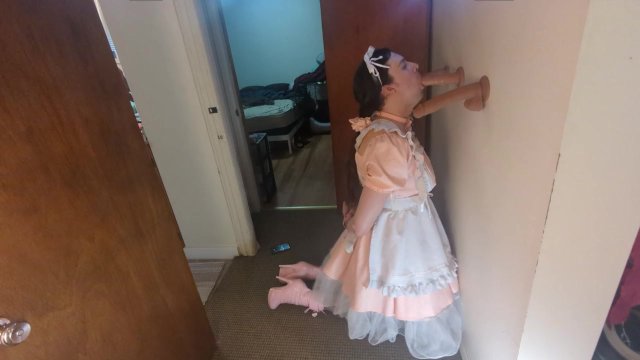 Sissy Katya's throat training