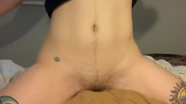 I’m so horny! I NEED to hump my pillow