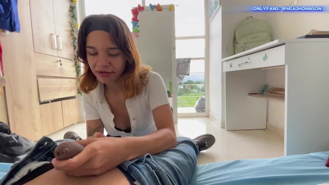 I FUCK MY HORNY SCHOOL MATE IN EXCHANGE FOR SHE HELP ME PASS THE SUBJECT