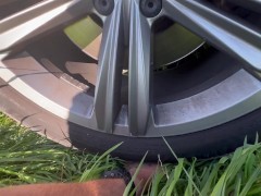 Car trampling hand - Screenshot 7 of 16 - Car Trample