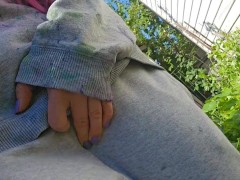 Come with Me While I Pee