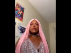 Iconic Trans Body - Screenshot 6 of 16 - Feminization