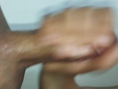 با ی ساک پر تف همه اب شوهریو کشیدم بیرون - Screenshot 13 of 16 - Milking