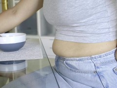Eating in a hurry