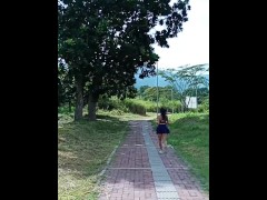 Milf latina calienta su cuerpo con ejercicio para luego follar