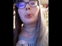 Making a tiny a quick snack - Screenshot 10 of 16 - Giantess