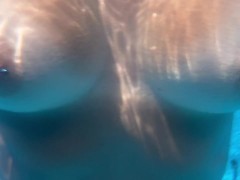 UnderwaterBoobs - Screenshot 2 of 16 - Pool