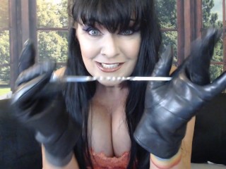 Вертлюжная ложка разрушает мочу