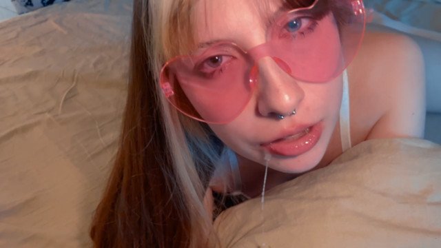 Home Sex With Stepsister, Cum On Pussy And Inserted Back - YourSofia