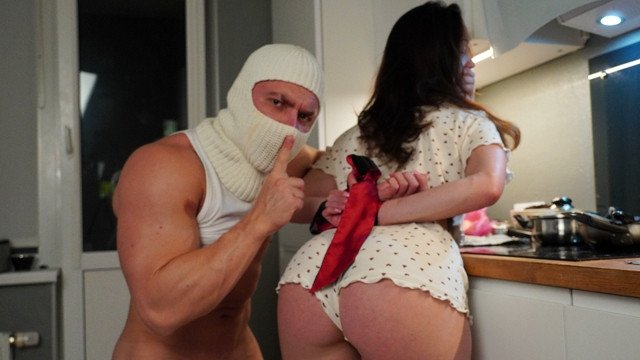 I Dont Need Her Stuff , I Wanna That BIG ASS ! Rough Blowjob , Doggy And Cowgirl