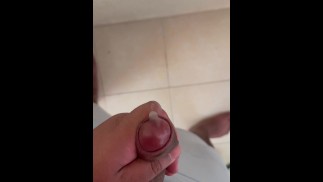 Yummy yummy cum