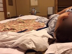 老舗温泉旅館での浴衣セックス 〜勃起したので自分勝手に挿入も、まさかのトイレ中座の失態〜 - Screenshot 4 of 16 - 温泉旅館