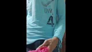 Насыщенный контент с тем, что я нашел в ванной, только что вынул... захватывающий конец