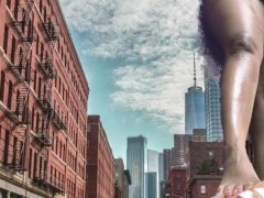giantess attacks tiny city - Screenshot 9 of 16 - Goddess