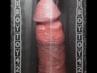 Primera Sesión De Bomba De Pene Con Gran Polla.