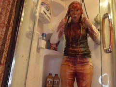 Marissa Sweet's First Time Sploshing Gets Wet And Messy