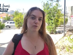 Je suce un inconnu dans les cabines et on finis chez moi !