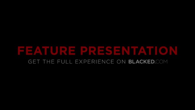 BLACKED Violet Myersが初めての輪姦で8人の黒人を連れて行く