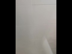 Cold shower - Screenshot 1 of 16 - Shower