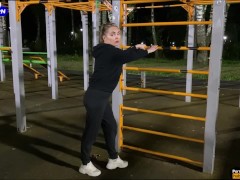 У этой милфы был сильный недотрах, я действовал не раздумывая - Screenshot 1 of 16 - Milf
