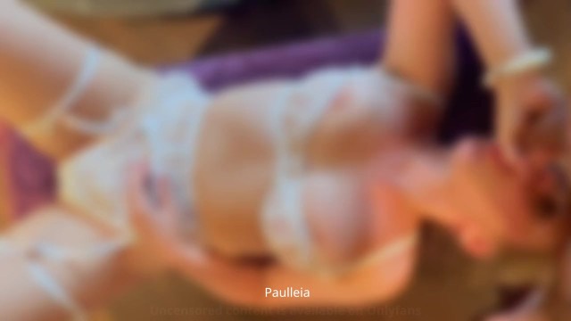 он толкнул меня на скамейку и засунул свой член мне в рот Часть 3 - Paulleia