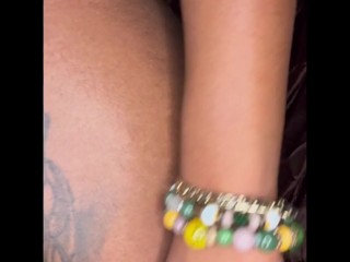 Beautiful Ebony makes herself Squirt