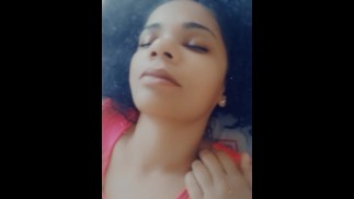 Супер сексуальный коротышка карлик трет киску BBC