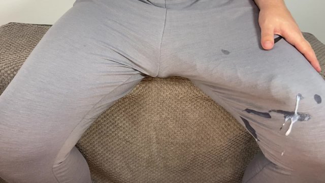 Huge cock hands free cumshot in pants
