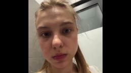 Публичный трах крупным планом в торговом центре