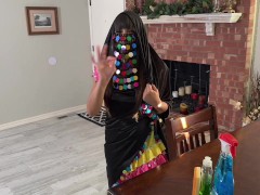 الشغاله أميره علي تتعرى و تتشرمط عشان الفلوس - Screenshot 2 of 16 - كس مصري