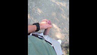 Кончил у дороги