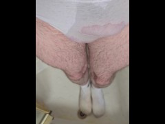 Wetting panties - Screenshot 16 of 16 - Wetting