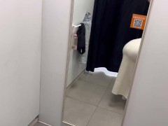 Он Не Купит Мне Новую Одежду Если Я Не Отсосу В Примерочной - Screenshot 6 of 16 - Fitting Room