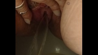 P1SSQUEEN больше не могла сдерживать мочу. Thick бедра толстушки cougartowninternational