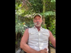 Redneck smoke n stroke