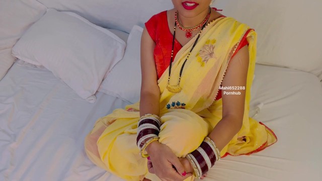 Malkin ne naukar se chudai karwaye The mistress got the servant to fuck her