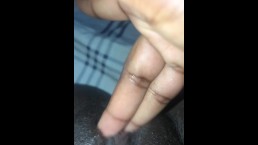 Black chatte serrée masturbation en solo
