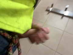 Beating it at work - Screenshot 15 of 16 - Hiding From My Boss